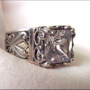 Silpada uptown ring size 7